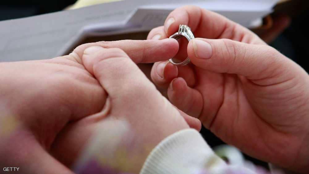كم من الوقت تحتاج لتقع في الحب؟.. دراسة تكشف الإجابة الصادمة