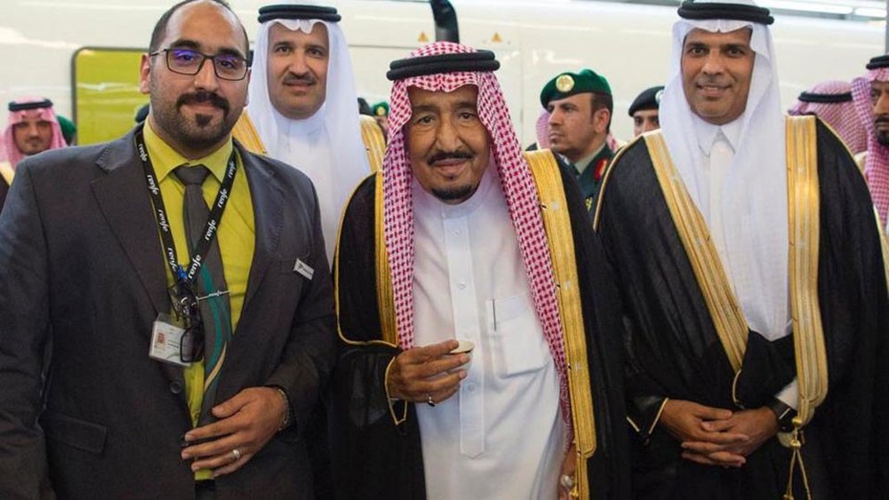 ماذا قال الملك سلمان لكابتن قطار الحرمين برحلة الافتتاح