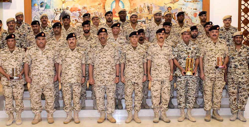 القائد العام يكرم الوحدات الحاصلة على المراكز الأولى في الجاهزية القتالية والإدارية