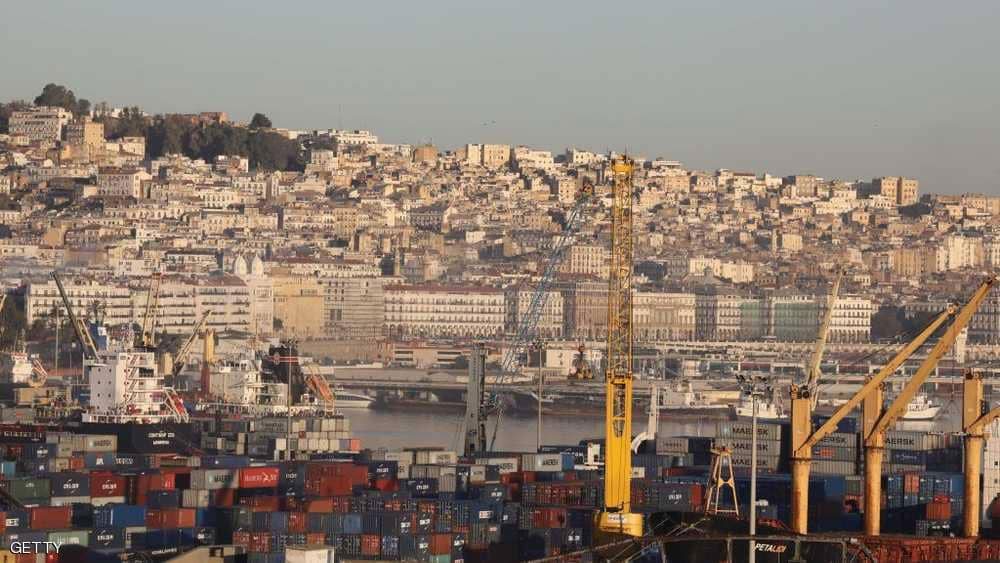  اقتصاد الجزائر.. تراجع الإنفاق يهبط بمعدل النمو