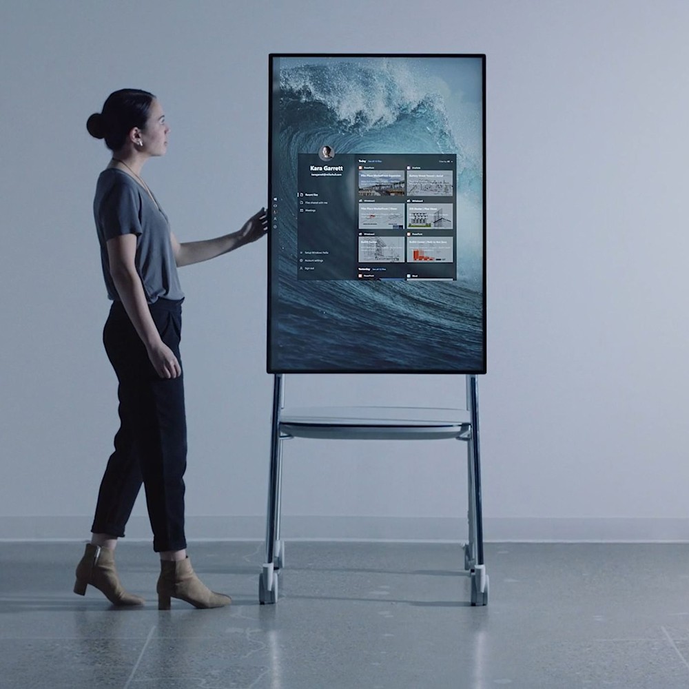 مايكروسوفت تقرر إطلاق شاشتها الذكية Surface Hub 2 