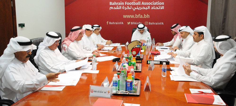 اللجنة المنظمة العليا لدوري ناصر بن حمد الممتاز تعقد اجتماعها الثاني