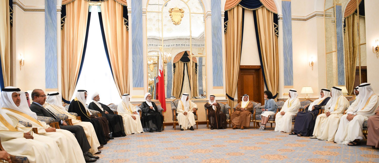 سمو رئيس الوزراء: البحرين بقيادة جلالة الملك حققت وأنجزت الكثير