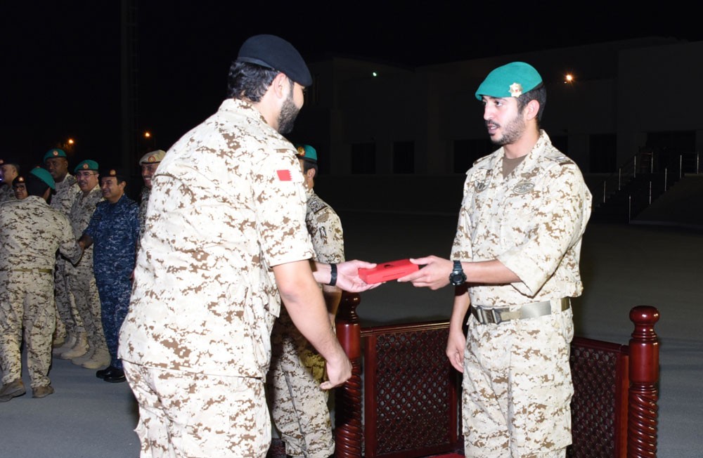قائد قوة الحرس الملكي الخاصة يستقبل عدداً من المشاركين في مجموعة قوة الواجب الخاص