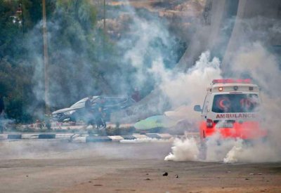 اشتباكات بين طلاب فلسطينيين والجيش الإسرائيلي بالضفة