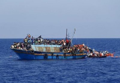 مجلس الأمن يجدد تفويضه لتفتيش سفن التهريب قبالة ليبيا