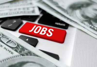 البطالة في أميركا تهبط لأدنى مستوى في 49 عاماً