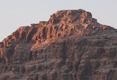  الجيش اليمني يحرر سلسلة جبال العظيدة في باقم
