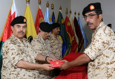 قوة دفاع البحرين تقيم حفل تكريم مجموعة الواجب