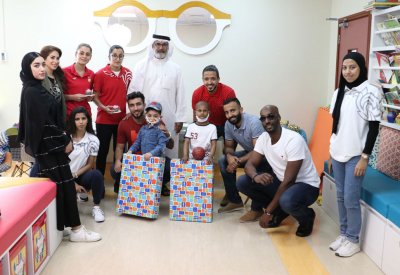 نجوم منتخب السلة يزورن مرضى السرطان
