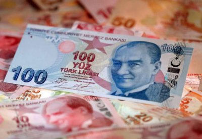 الليرة التركية ترتفع مقابل الدولار قبيل جلسة محاكمة برانسون