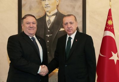 أردوغان يستقبل بومبيو في أنقرة
