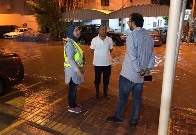 مدير عام أمانة العاصمة تتفقد المناطق المتضررة من مياه الأمطار