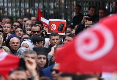  اتحاد الشغل التونسي يلغي إضراباً بعد اتفاق مع الحكومة لرفع الأجور