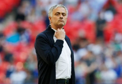 مورينيو يرد على ريال مدريد.. ويقول : مستقبلي مع يونايتد