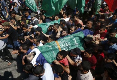 قوات الإحتلال الإسرائيلية تقتل فلسطينيا عند الحدود مع قطاع غزة