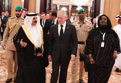 جلالة الملك المفدى يستقبل كبار المشاركين في المؤتمر الرابع عشر للأمن الإقليمي "حوار المنامة"