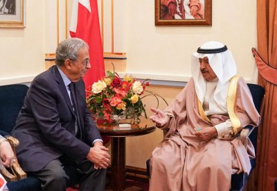 سمو رئيس الوزراء يستقبل معالي السيد عمرو موسى‬