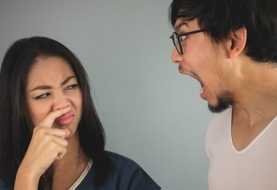 طريقة مؤكدة تكشف رائحة الفم الكريهة فكيف نتخلص منها؟