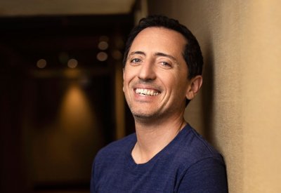 الفنان الكوميدي جاد المالح يقدم عرضه الثاني في دبي