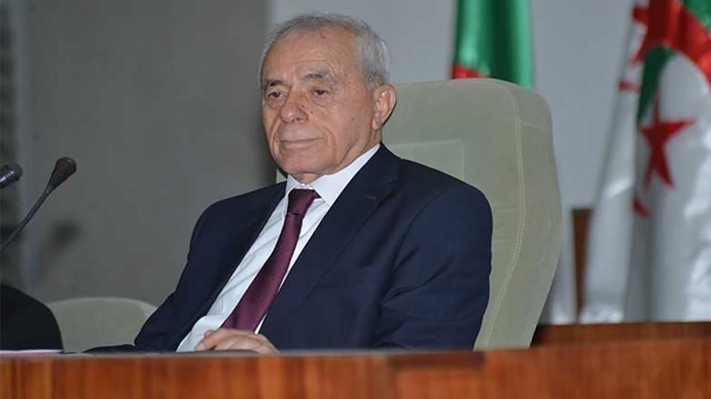 الجزائر.. تجميد أنشطة البرلمان لحين استقالة رئيسه