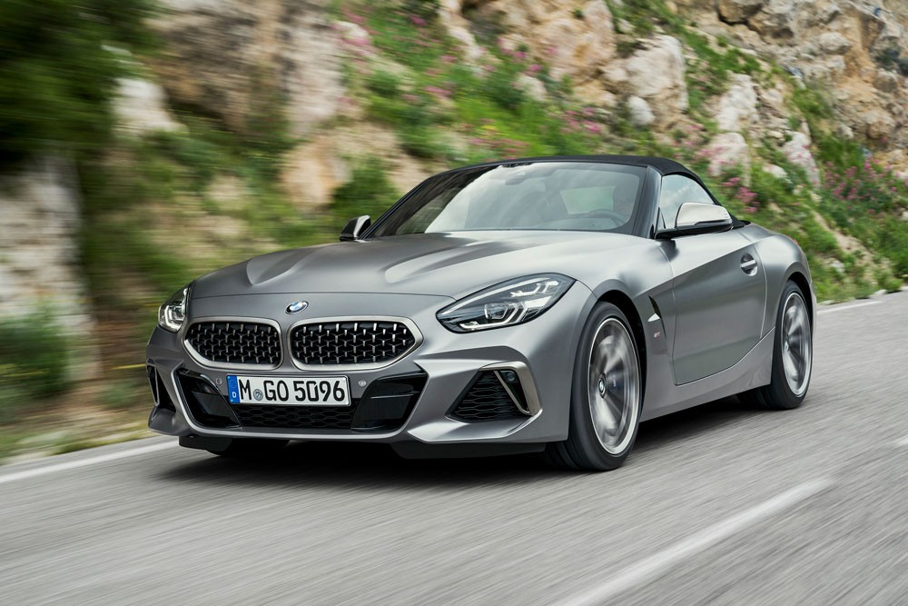  BMW Z4 الجديدة- سيارة رياضية مكشوفة فاخرة