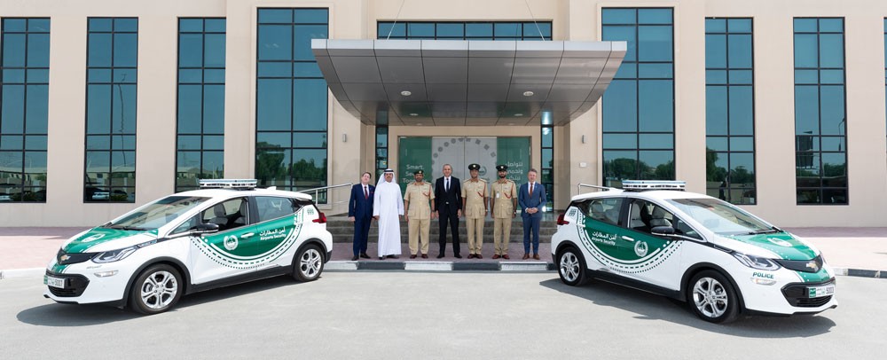 شفروليه بولت EV الكهربائية تنضم إلى شرطة دبي