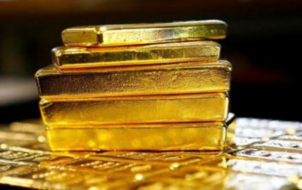  الذهب يرتفع وسط إقبال على الملاذ الآمن مع هبوط أسواق الأسهم