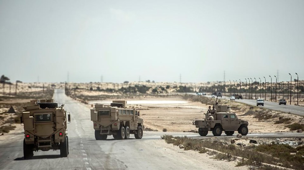 مقتل 15 إرهابيا في مواجهة مع الشرطة بالعريش