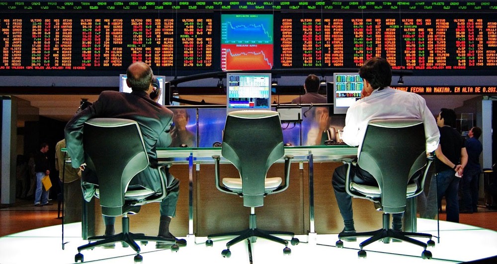  هبوط قطاع التكنولوجيا يقود أسهم أوروبا لأكبر خسارة منذ يونيو