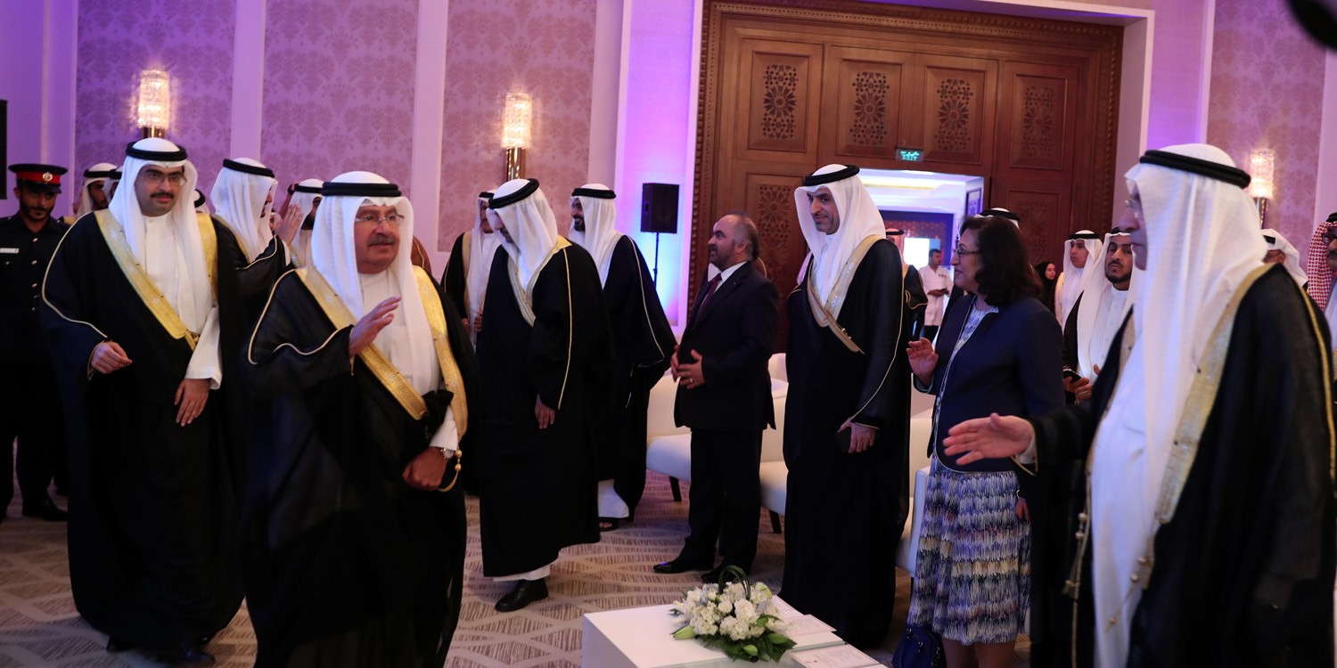 سمو الشيخ علي بن خليفة: الحكومة هيأت كل الإمكانات لتشجيع الشباب على الأعمال الخيرية