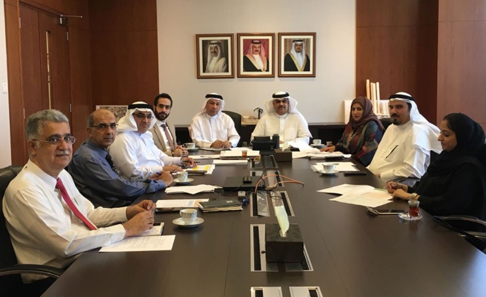  الأشغال تبحث احتياجات الطرق والصرف الصحي