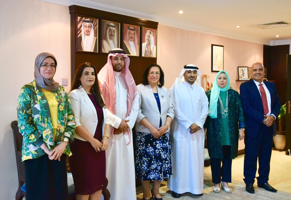 وزيرة الصحة تستقبل المدير العام لمجلس الصحة لدول مجلس التعاون