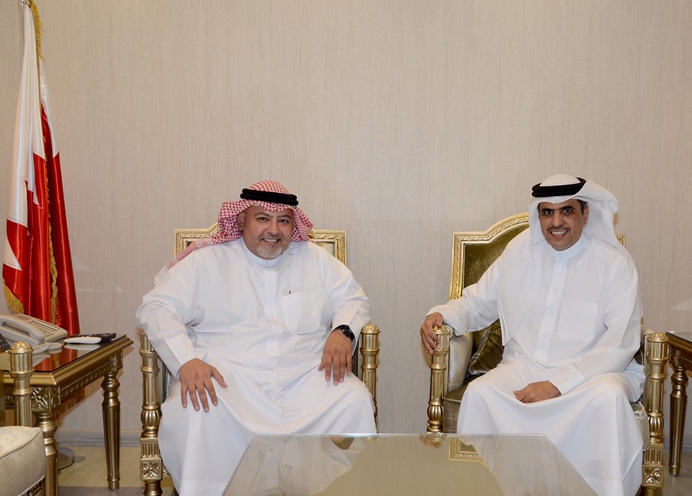 رئيس اللجنة العليا للانتخابات يبحث مع وزير الإعلام التغطية الإعلامية للانتخابات