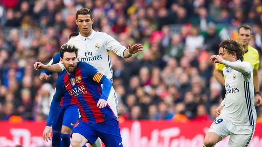 مودريتش: هذه علاقتي برونالدو وميسي
