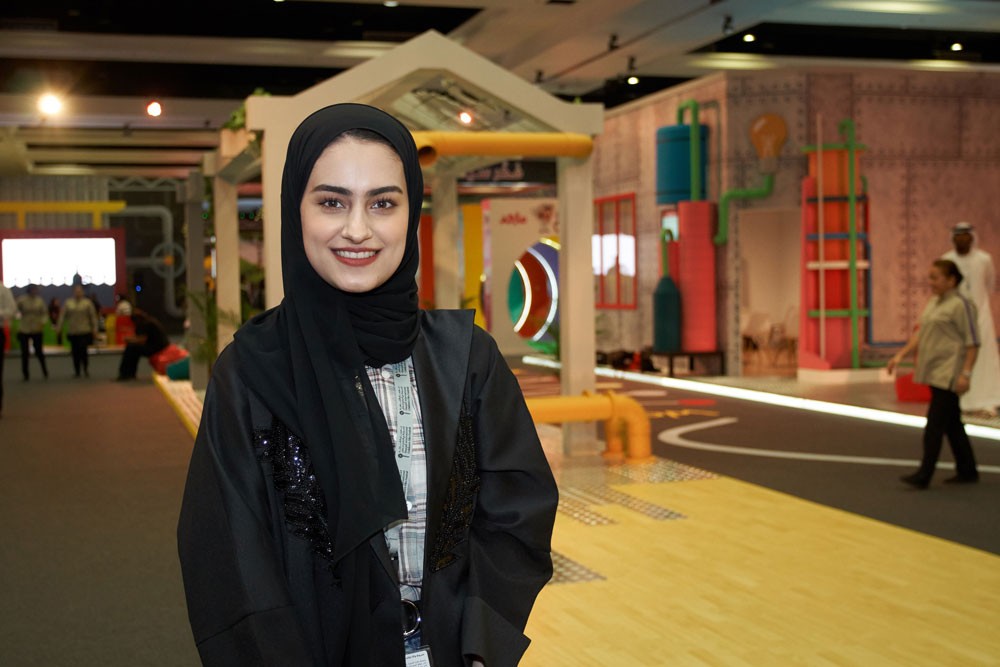 الإماراتية جواهر الهرمودي تصل ماضي الإمارات بحاضرها