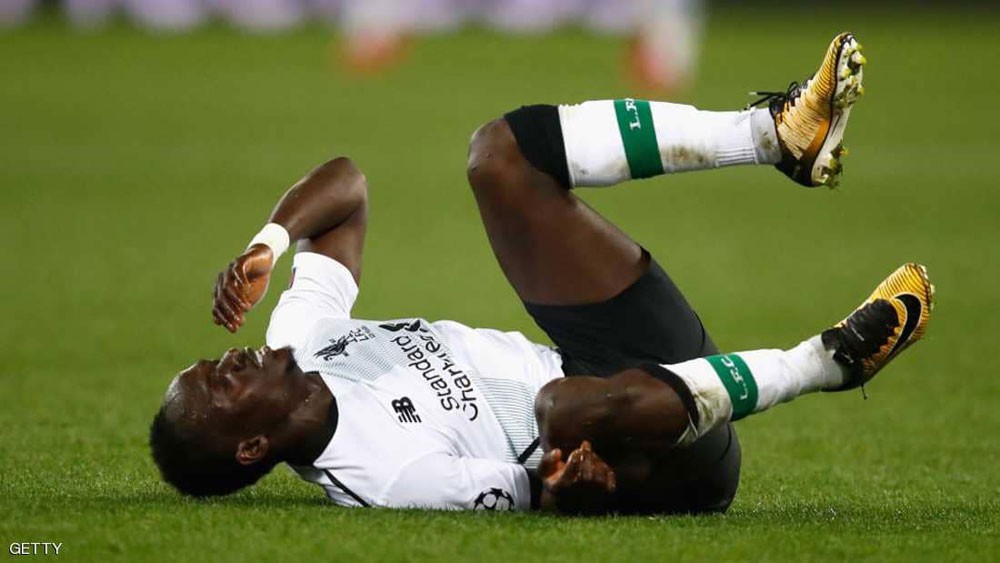  ليفربول يكشف وضع ماني بعد العملية الجراحية