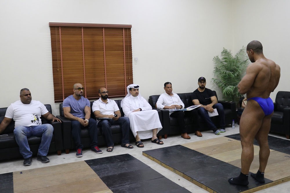 فحص فني للاعبي المنتخب الوطني لبناء الأجسام استعداداً لعالمية اسبانيا