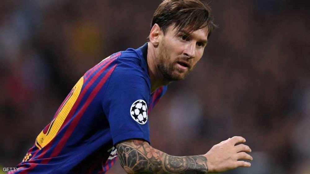  برشلونة يطمئن مشجعيه بعد إصابة ميسي: لا داعي للذعر