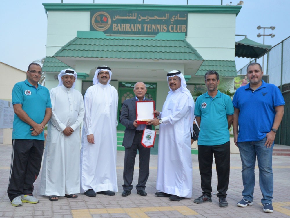 افتتاح بطولة البحرين الدولية العاشرة ITF لناشئي التنس