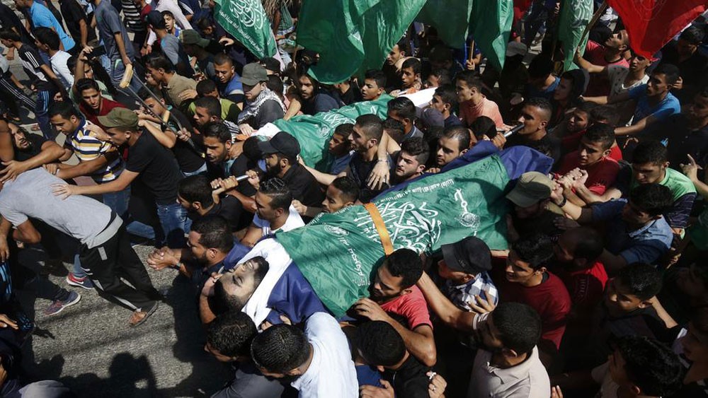 قوات الإحتلال الإسرائيلية تقتل فلسطينيا عند الحدود مع قطاع غزة