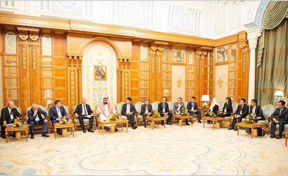 ولي العهد السعودي يلتقي عدداً من رؤساء الصناديق السيادية والشركات العالمية