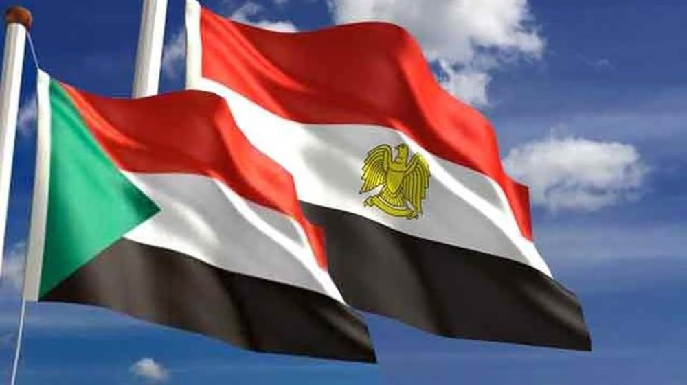 السودان يوقع اتفاقا برفع حظر جزئي على المنتجات المصرية