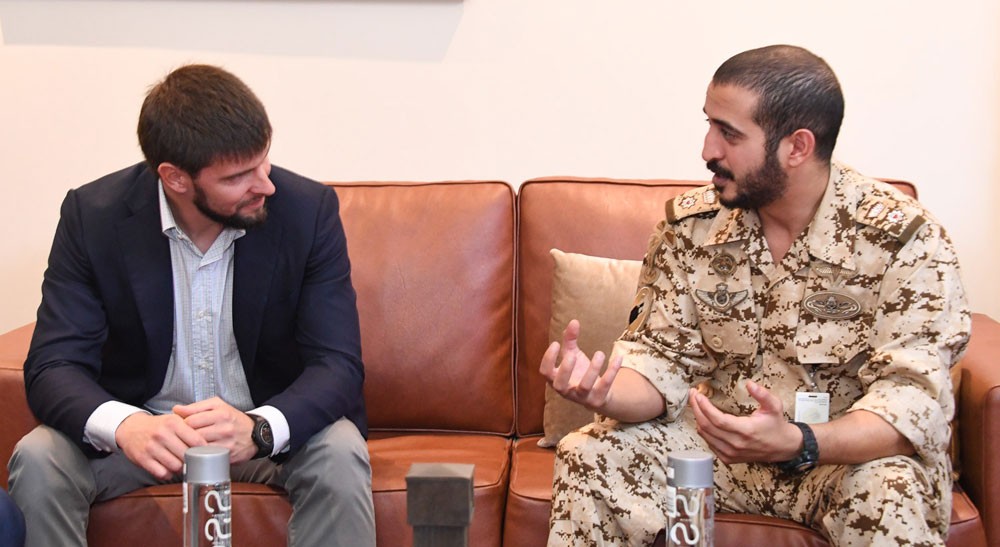 خالد بن حمد: تعزيز التعاون مع القوة الخاصة الشيشانية