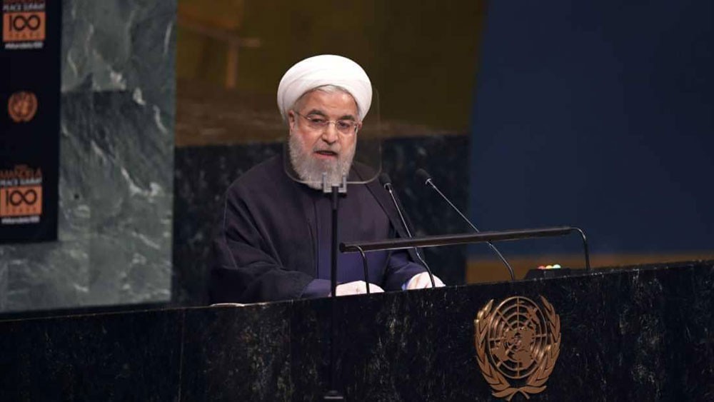إيران تكشف: هاتف روحاني مراقب وتم التنصت عليه