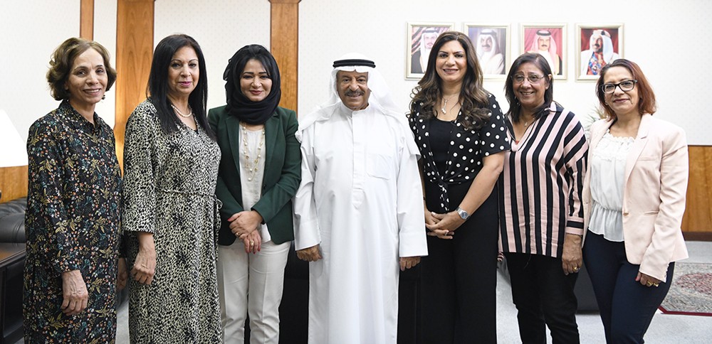 رئيس مجلس الشورى يستقبل رئيسة جمعية المرأة البحرينية
