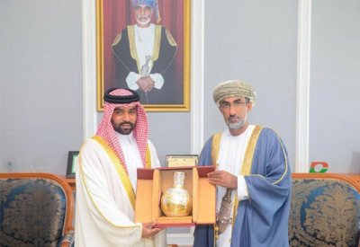 سمو نائب رئيس الأعلى للبيئة يستعرض مع وزير البيئة العماني تطوير التعاون
