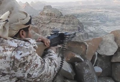 زعيم ميليشيات الحوثي محاصر بمران.. والجيش يطبق قبضته