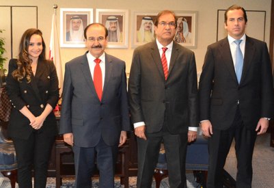 وزير شئون الكهرباء والماء يبحث مجالات التعاون مع شركة Eurofinsa البريطانية
