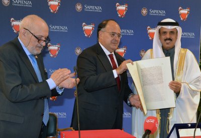 تدشين كرسي الملك حمد للحوار بين الأديان بجامعة سابينزا الإيطالية